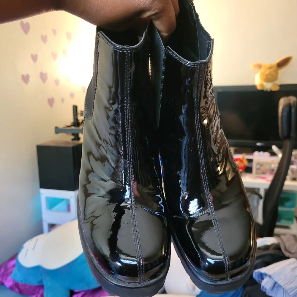 VAGABOND Dioon Patent Leather Chelsea Boot - Picture 4 of 9